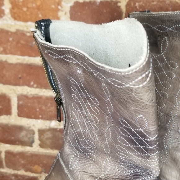 Womens Free Bird ankle boots. Size 6 - Picture 9 of 9